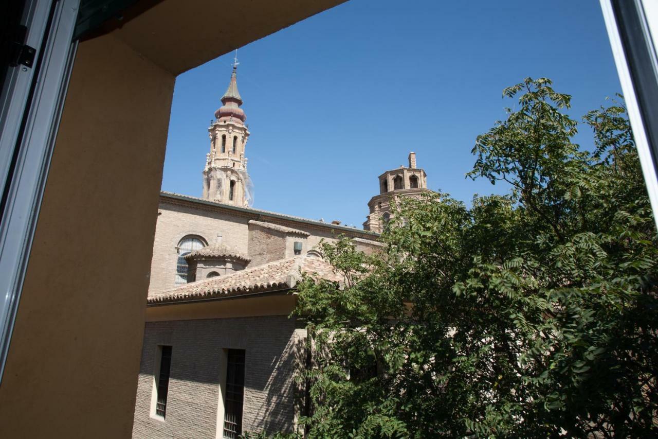 Dean Dos Catedrales Apartment Zaragoza Exterior photo